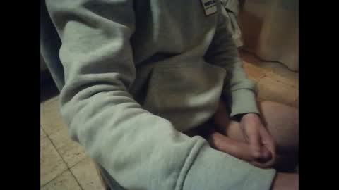 Snapshot of jotabasshot chatting on 2, 2, 2025 JOTA online show from 2, 2, 2025