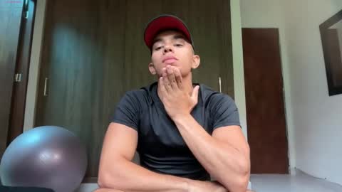 Im Jouliano online show from 29, 11, 2025