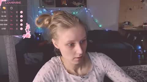 joy_keys online show from 15, 2, 2025