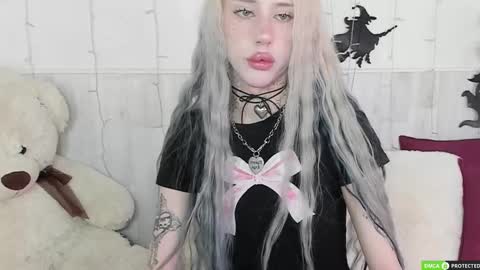 Snapshot of joybarker chatting on 20, 10, 2025 Joy Barker online show from 20, 10, 2025