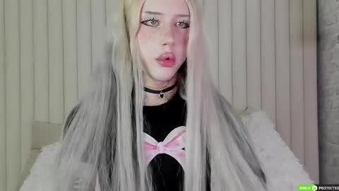 Snapshot of joybarker chatting on 4, 11, 2025 Joy Barker online show from 4, 11, 2025