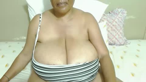 Snapshot of joycemando chatting on 1, 2, 2026 DairyQueen online show from 1, 2, 2026