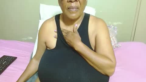 Snapshot of joycemando chatting on 17, 2, 2026 DairyQueen online show from 17, 2, 2026