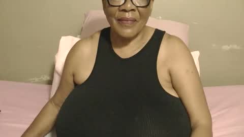 Snapshot of joycemando chatting on 7, 3, 2026 DairyQueen online show from 7, 3, 2026