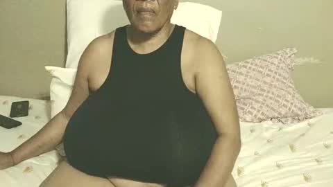 Snapshot of joycemando chatting on 27, 3, 2026 DairyQueen online show from 27, 3, 2026