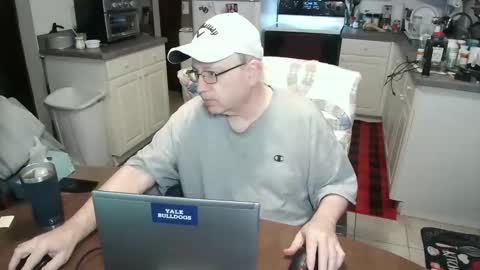 Snapshot of jpmel99 chatting on 14, 1, 2025 jpmel99 online show from 14, 1, 2025