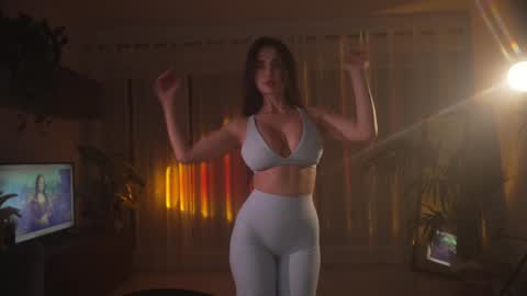 Jennifer Diaz online show from 19, 3, 2026