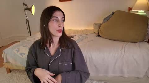 Snapshot of jsmine_ chatting on 8, 2, 2026 Jsmine and sometimes Beaulooks online show from 8, 2, 2026