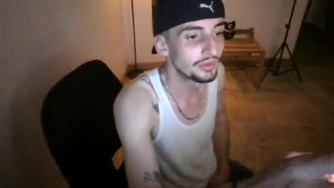 Snapshot of juan235665 chatting on 2, 7, 2026 juan235665 online show from 2, 7, 2026