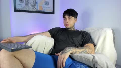 juan_alvarez18 online show from 21, 9, 2025