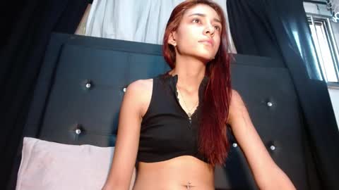 Snapshot of juan_and_luciana chatting on 12, 4, 2026 online show from 12, 4, 2026