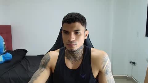 Snapshot of juan_gomez_1 chatting on 23, 12, 2025 juan_gomez_1 online show from 23, 12, 2025