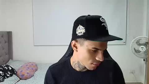 Snapshot of juan_gomez_1 chatting on 15, 1, 2026 juan_gomez_1 online show from 15, 1, 2026