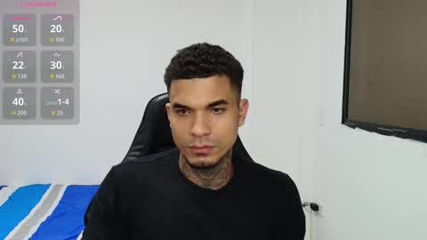 Snapshot of juan_gomez_1 chatting on 2, 2, 2026 juan_gomez_1 online show from 2, 2, 2026