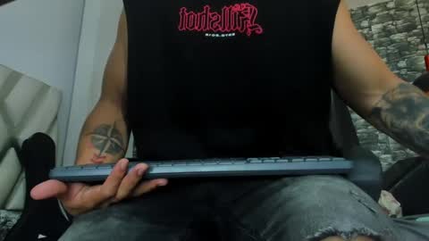 Snapshot of juan_jsmith chatting on 2, 3, 2025 juan_jsmith online show from 2, 3, 2025