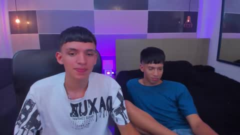 Snapshot of juan_nd_steven chatting on 8, 2, 2025 JuanSteven online show from 8, 2, 2025