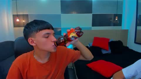Snapshot of juan_nd_steven chatting on 14, 2, 2025 JuanSteven online show from 14, 2, 2025
