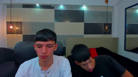 Snapshot of juan_nd_steven chatting on 18, 2, 2025 JuanSteven online show from 18, 2, 2025