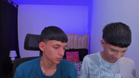 Snapshot of juan_nd_steven chatting on 12, 9, 2025 JuanSteven online show from 12, 9, 2025