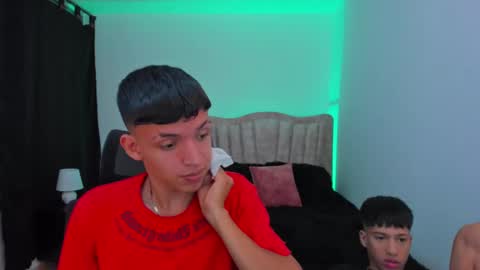 Snapshot of juan_nd_steven chatting on 17, 9, 2025 JuanSteven online show from 17, 9, 2025