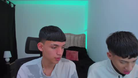 Snapshot of juan_nd_steven chatting on 23, 9, 2025 JuanSteven online show from 23, 9, 2025