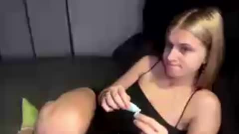 Snapshot of juanastrefeler chatting on 23, 3, 2026 Lola online show from 23, 3, 2026