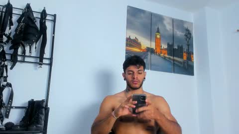 Snapshot of juanbladde chatting on 29, 10, 2025 Juan Esteban online show from 29, 10, 2025