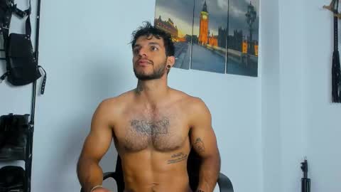 Snapshot of juanbladde chatting on 16, 11, 2025 Juan Esteban online show from 16, 11, 2025