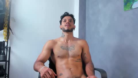 Snapshot of juanbladde chatting on 6, 2, 2026 Juan Esteban online show from 6, 2, 2026