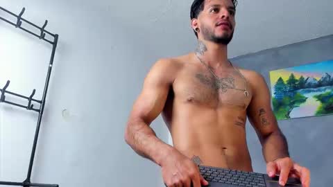 Snapshot of juanbladde chatting on 1, 3, 2026 Juan Esteban online show from 1, 3, 2026