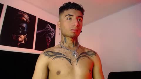 juancamilo66_ online show from 4, 1, 2025