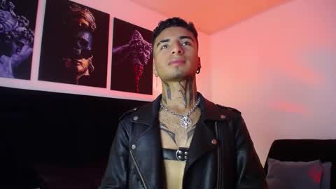 Snapshot of juancamilo_66 chatting on 4, 1, 2025 Juan online show from 4, 1, 2025