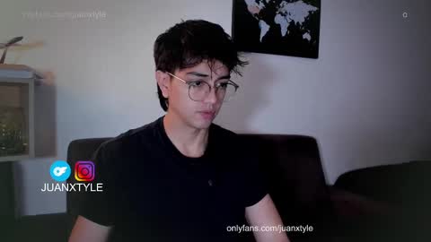 Snapshot of juancamroom chatting on 25, 9, 2025 . online show from 25, 9, 2025