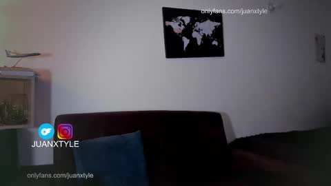 Snapshot of juancamroom chatting on 27, 9, 2025 . online show from 27, 9, 2025