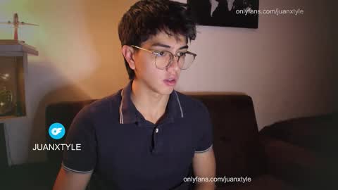 Snapshot of juancamroom chatting on 22, 10, 2025 . online show from 22, 10, 2025