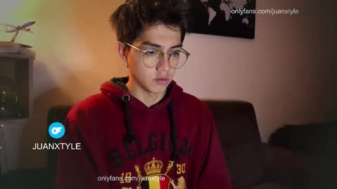 Snapshot of juancamroom chatting on 18, 11, 2025 . online show from 18, 11, 2025