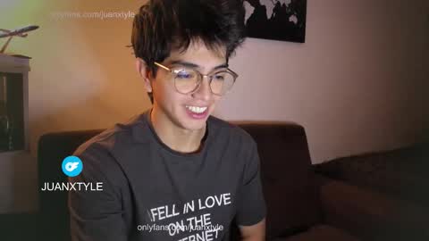 Snapshot of juancamroom chatting on 15, 12, 2025 . online show from 15, 12, 2025