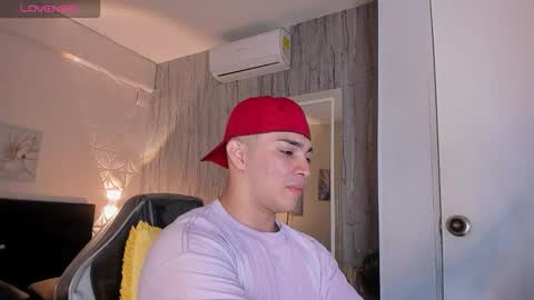 Snapshot of juandiamonds chatting on 12, 1, 2026 Juan David online show from 12, 1, 2026