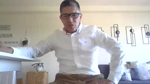 juanearth1 online show from 3, 6, 2026