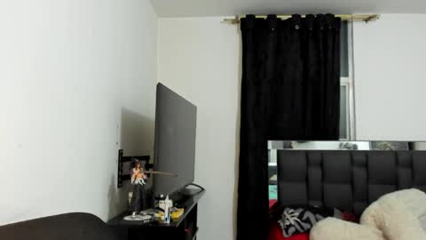 Snapshot of juanjo_ferrari chatting on 3, 5, 2026 juanjo ferrari online show from 3, 5, 2026