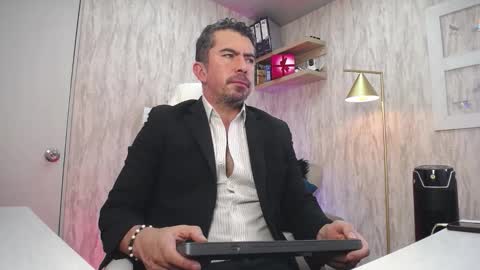 Snapshot of juank_fit45 chatting on 3, 3, 2026 Juan k online show from 3, 3, 2026