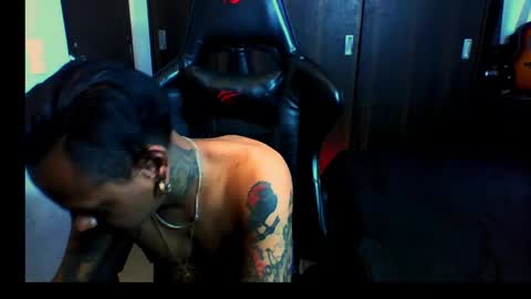 Snapshot of juanpt69 chatting on 22, 4, 2026 juanpt69 online show from 22, 4, 2026