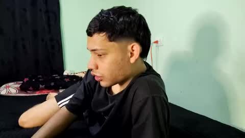 juansuarez204 online show from 6, 2, 2025