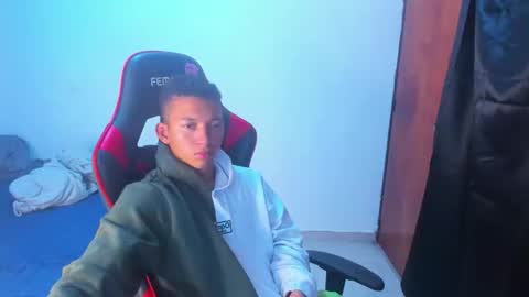 Snapshot of juansw66 chatting on 27, 3, 2026 juansw66 online show from 27, 3, 2026