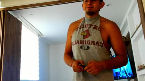 Snapshot of juanvilla02 chatting on 5, 5, 2026 Juan online show from 5, 5, 2026