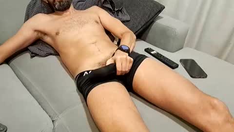 Snapshot of juanxxxo_ chatting on 26, 10, 2025 juanxxxo_ online show from 26, 10, 2025