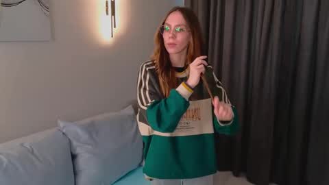 Snapshot of judithmiles chatting on 3, 12, 2025 Emma online show from 3, 12, 2025