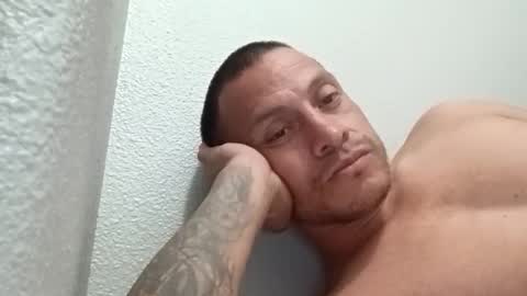 Snapshot of jugg2 chatting on 8, 10, 2025 Jugg online show from 8, 10, 2025