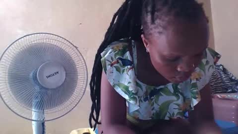 Snapshot of juice_petite3 chatting on 21, 2, 2025 juice_petite3 online show from 21, 2, 2025