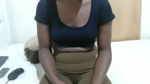 Snapshot of juicebabie chatting on 21, 11, 2025 juicebabie online show from 21, 11, 2025